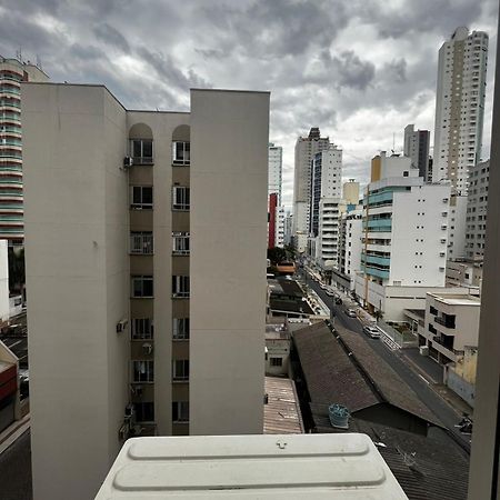 Apartamento Central Proximo Da Praia E Atlantico Shopping Balneário Camboriú Exterior foto